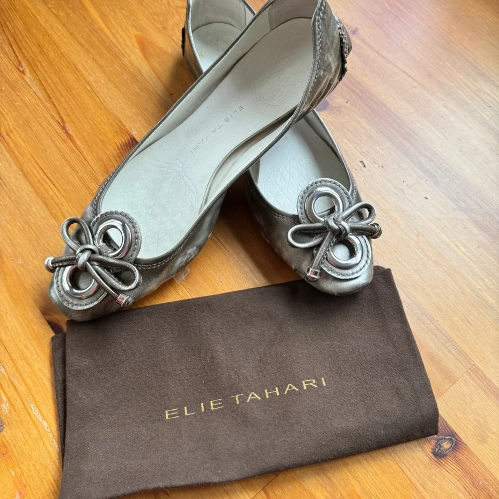 Tahari ballerina flats size 38.5
